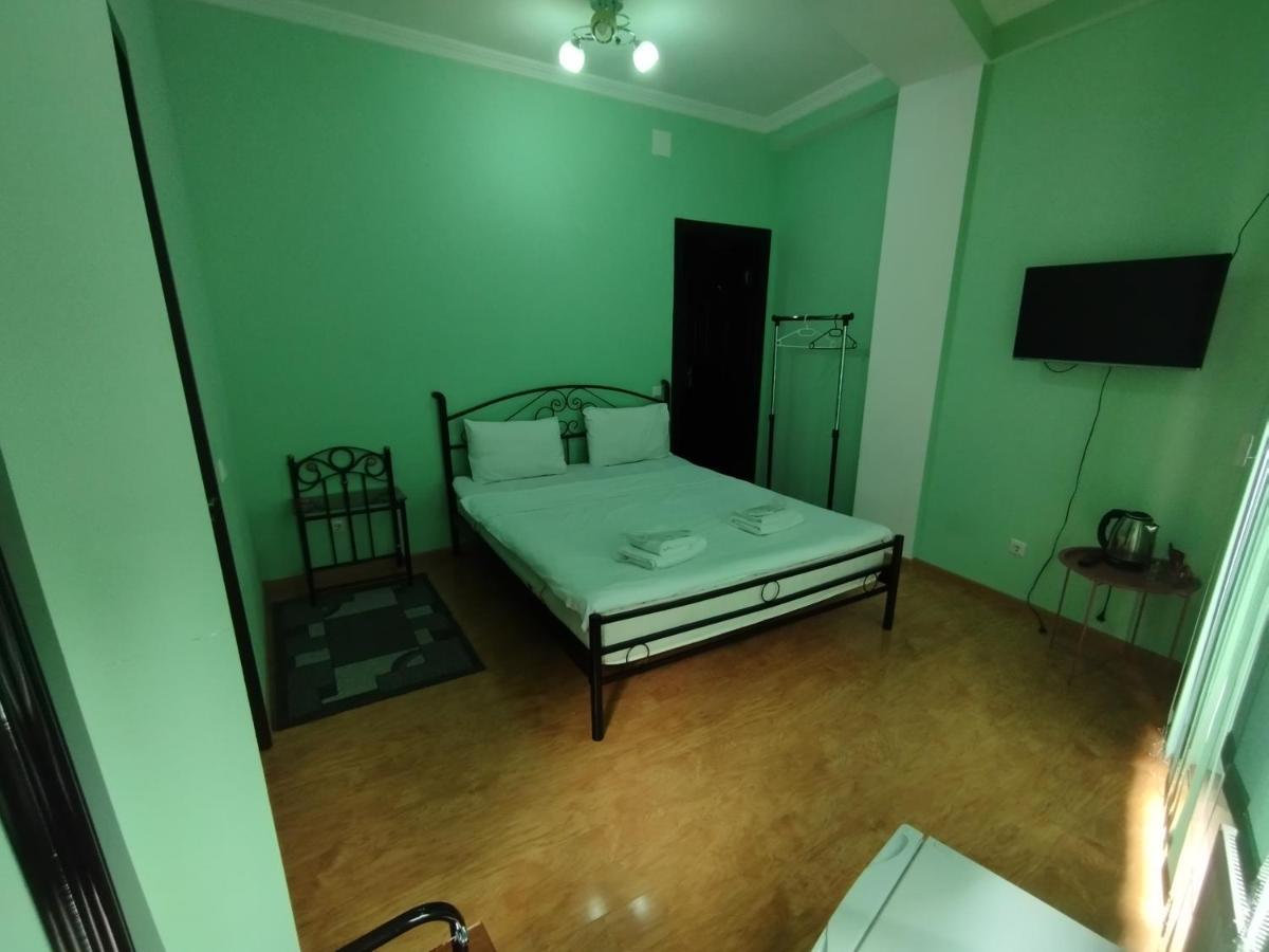 Hotel Magnolia By David Kutaisi Ngoại thất bức ảnh